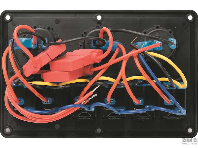 Pannello Redtech con Interruttori Basculanti e Fusibili